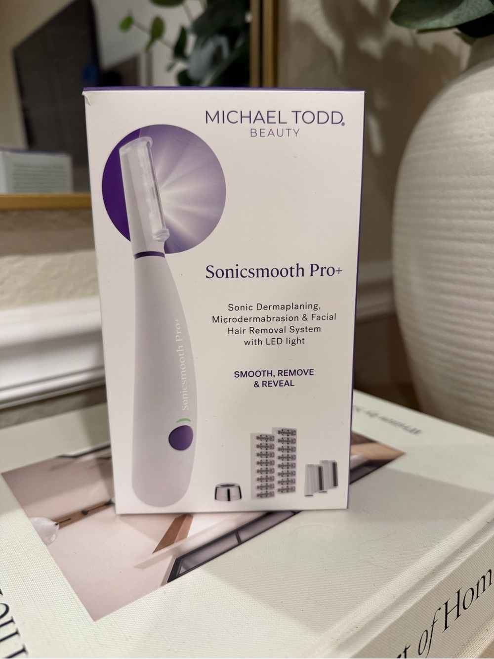 Michael Todd Beauty Sonicsmooth Pro+ Dermaplaning Tool in White & Purple